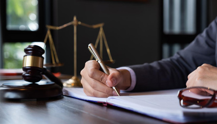 بهترین وکیل حقوقی